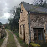 Miloute En Dordogne Journiac